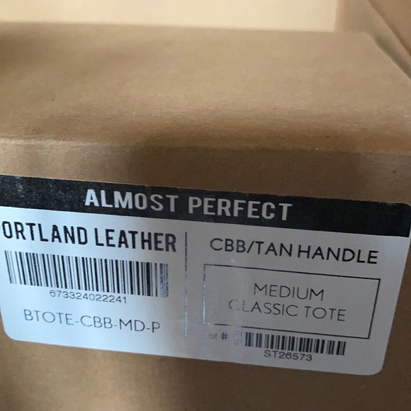 Portland Leather Goods Classic Medium Tote, Caribbean, NWT - Picture 2 of 6